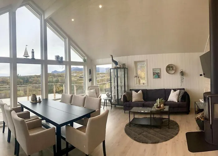 Vakantiehuis Modern Lofoten, Amazing View!