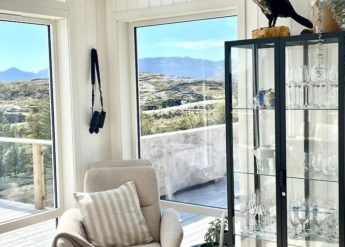 Vakantiehuis Modern Lofoten, Amazing View! Valberg