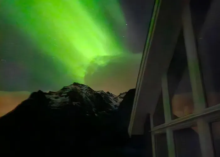 Modern Lofoten, Amazing View! Vakantiehuis *