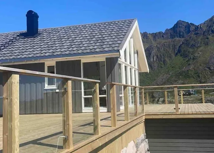 Modern Lofoten, Amazing View! Vakantiehuis Valberg