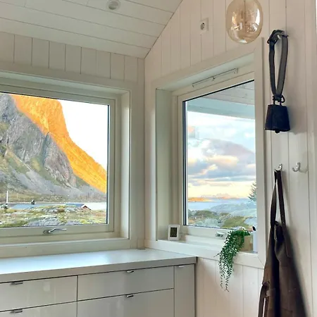 Modern Lofoten, Amazing View!